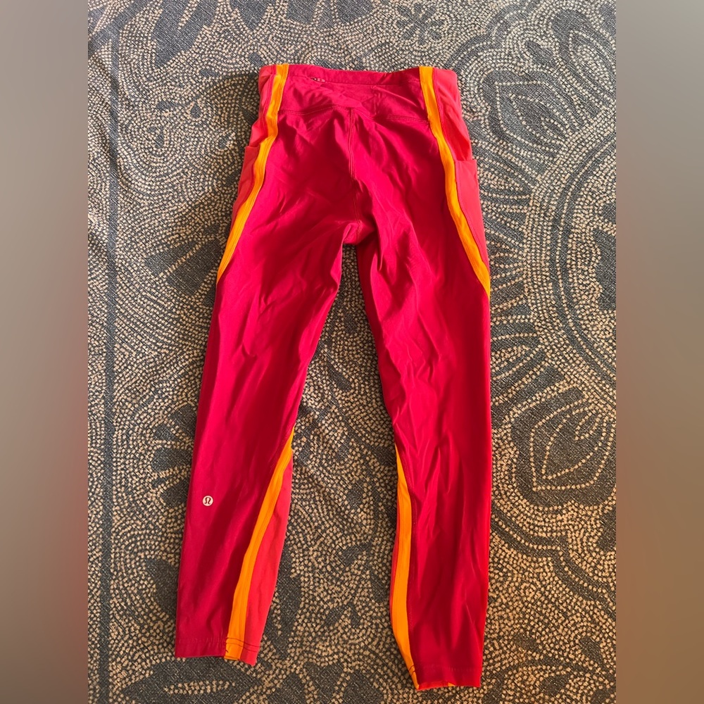 Lululemon work under 5 times 7/8 luxtreme